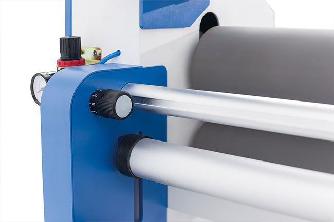 Máquina laminadora totalmente automática de 1680A y 1600mm - SIGN COLOMBIA Plotter de corte