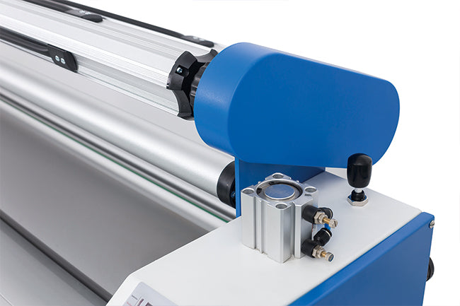 Máquina laminadora totalmente automática de 1680A y 1600mm - SIGN COLOMBIA Plotter de corte