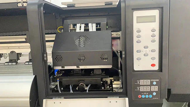 Plotter eco solvente de 3,2 m con 2 cabezales de impresión Epson I3200E - SIGN COLOMBIA Plotter de corte