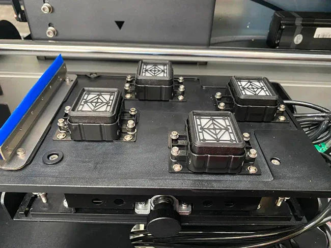 Impresora de inyección de tinta UV de rollo a rollo de 3,2 m con 2/4 cabezales Epson - SIGN COLOMBIA Plotter de corte