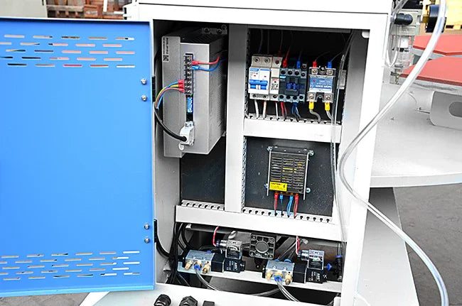 Termofijadora de seis estaciones con plataforma giratoria automática - SIGN COLOMBIA Plotter de corte