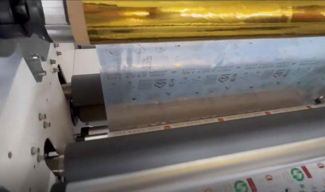 Laminadora neumática totalmente automática M1 de 800 mm para estampado en caliente de oro y descarga de residuos de película. - SIGN COLOMBIA Plotter de corte