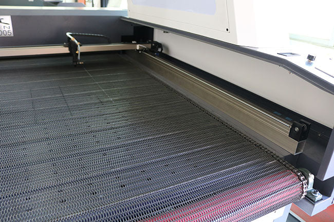Máquina cortadora láser de tela con cámara CCD de 1 cabezal - SIGN COLOMBIA Plotter de corte
